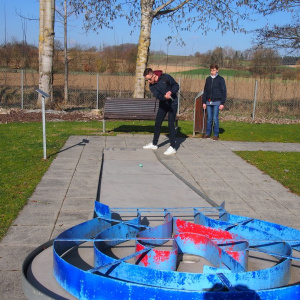 Activité mini-golf : les élèves s´entrainent avant l´arrivée des Allemands