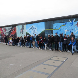 Jour 6 Berlin : l'East Side gallery - les élèves 