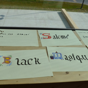 Projet calligraphie : réalisation des élèves